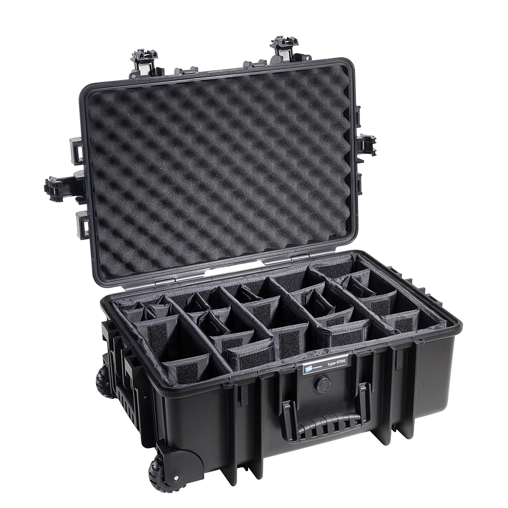 outdoor.cases 6700 with divider system (RPD) (black)