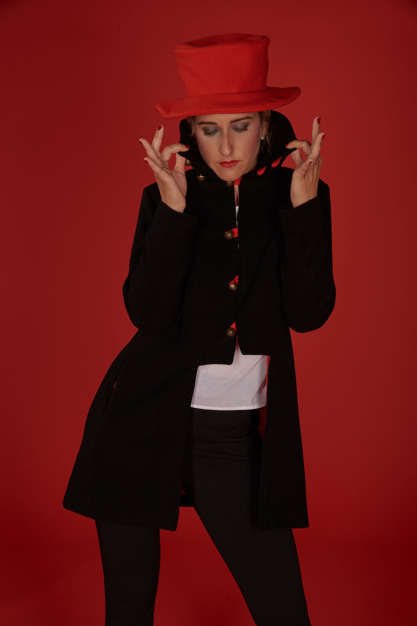 Colorama Paper Background 2.72 x 11m Cherry - Image 5