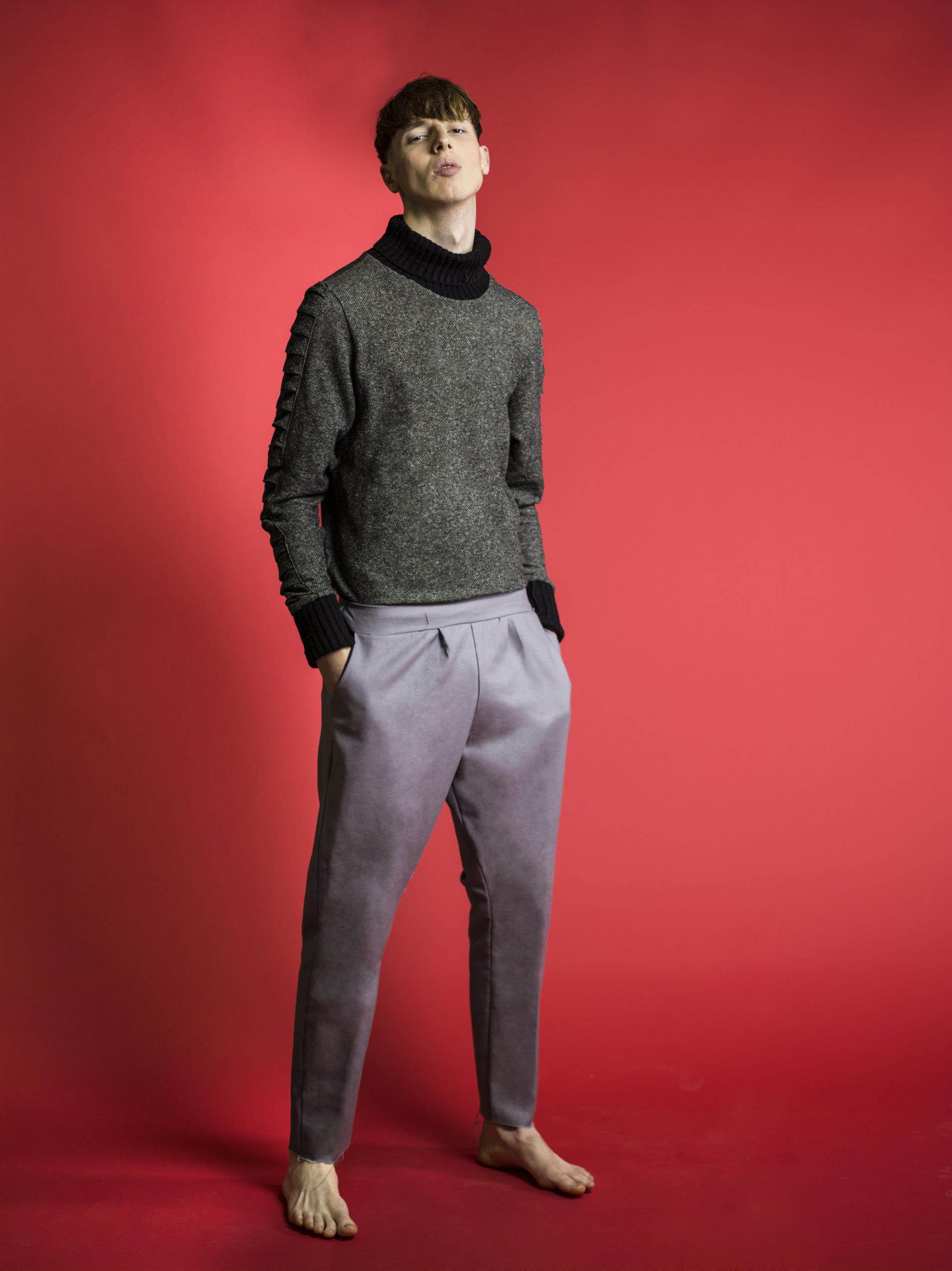 Colorama Paper Background 2.72 x 11m Cherry - Image 8