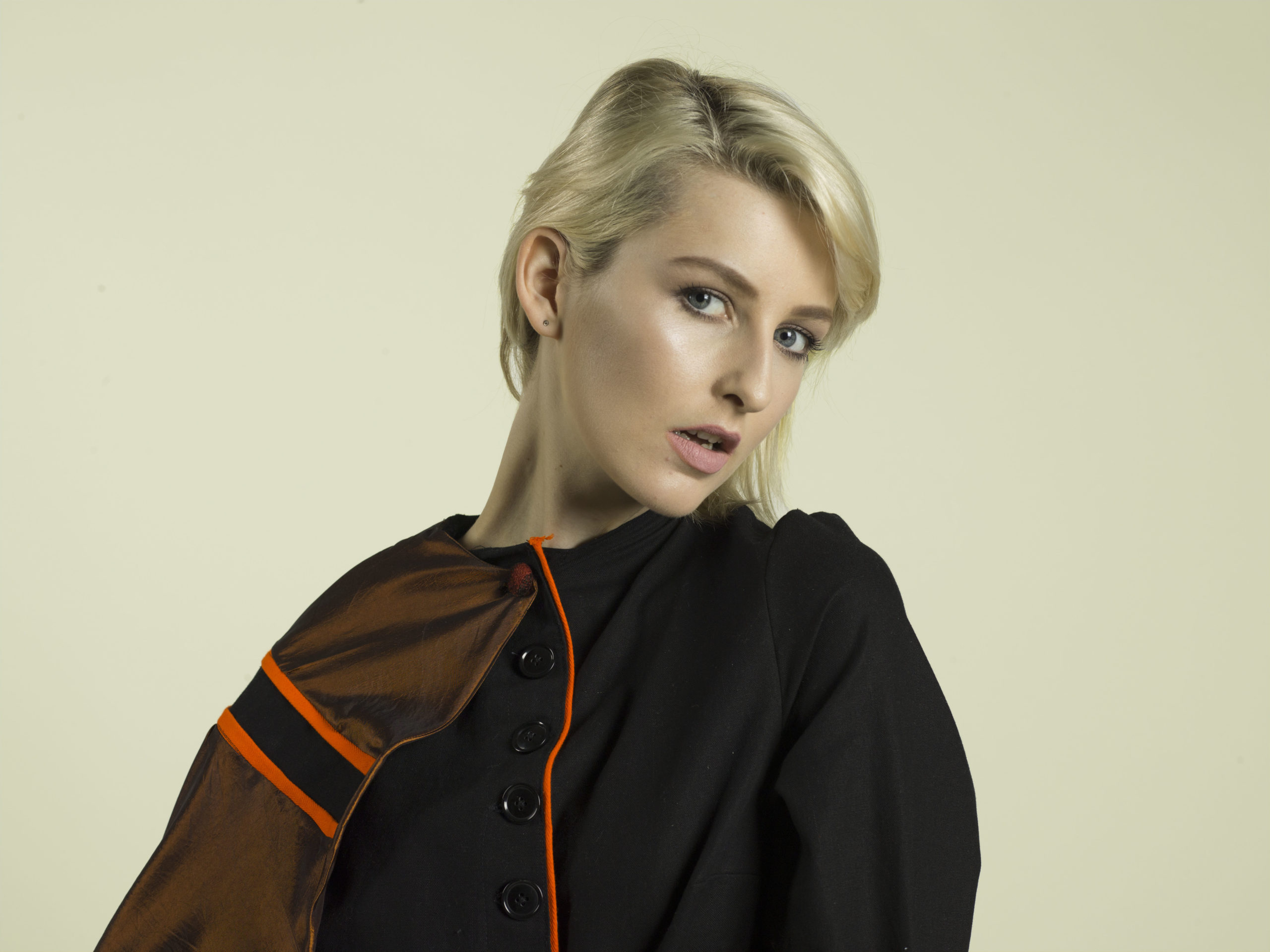 Colorama Paper Background 2.72 x 11m Polar White - Image 3