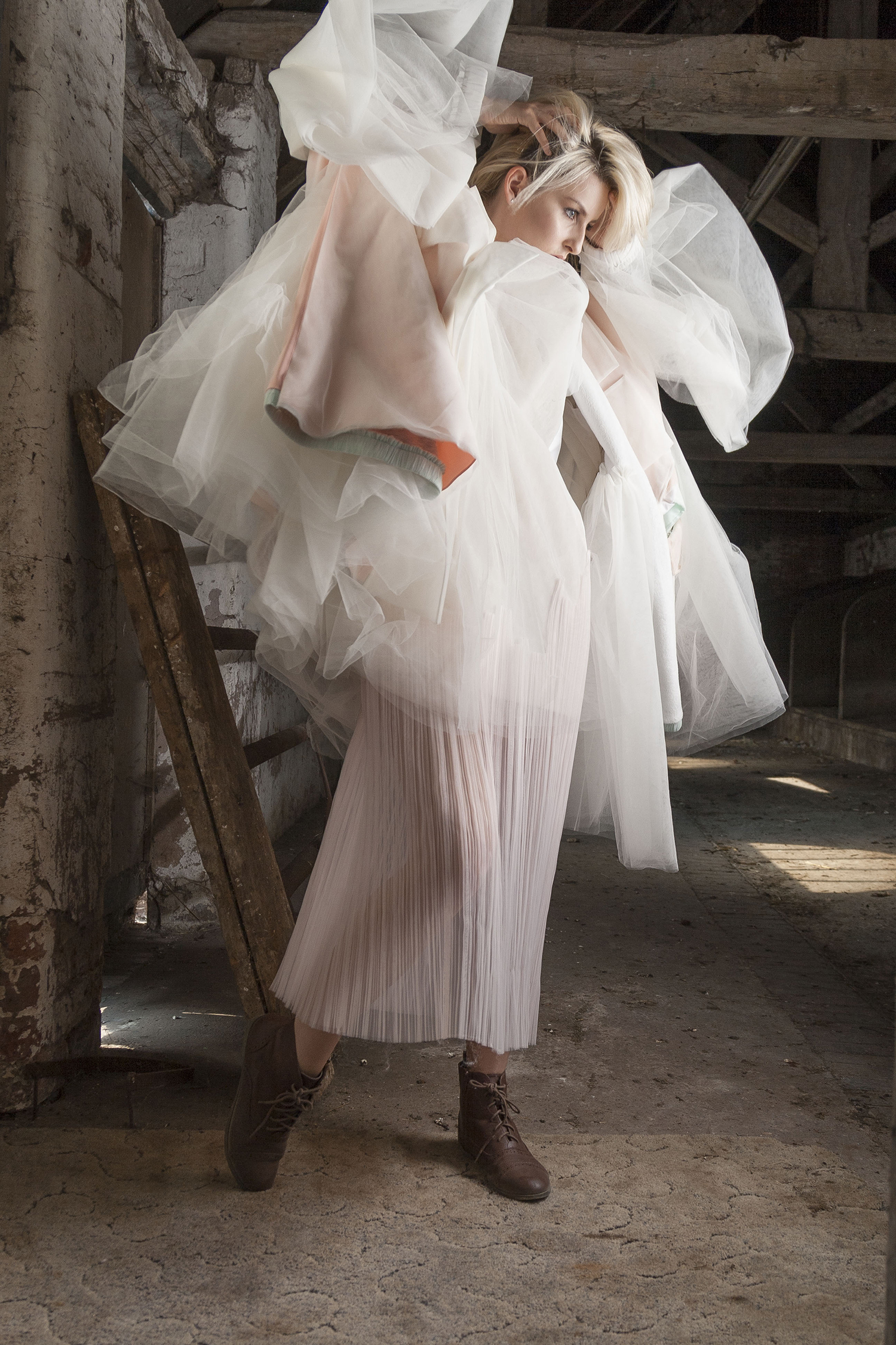 Colorama Translum Translucent Roll 1.52 x5.4m Medium - Image 2