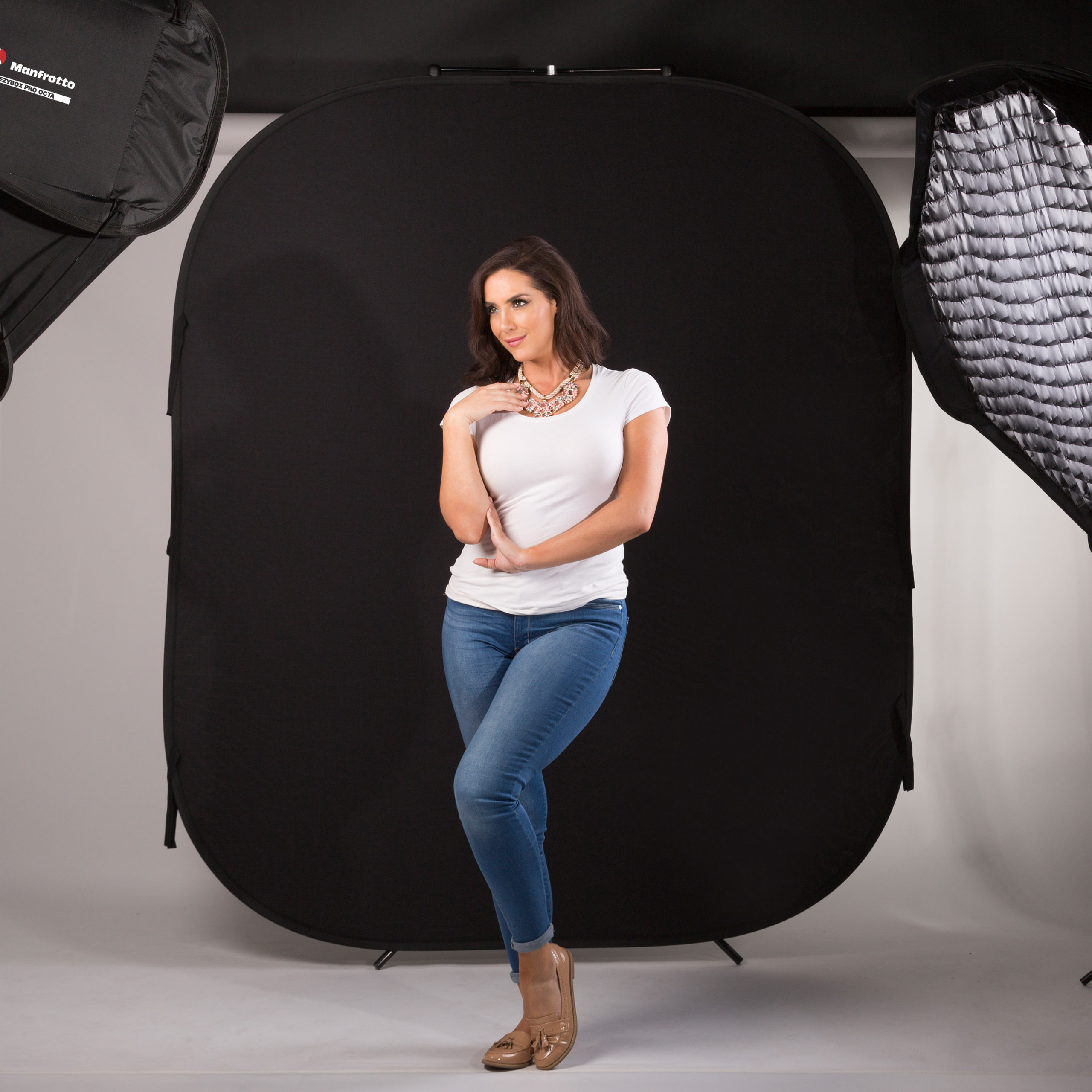 Plain Collapsible 1.5 x 1.8m Black/Mid Grey - Image 2