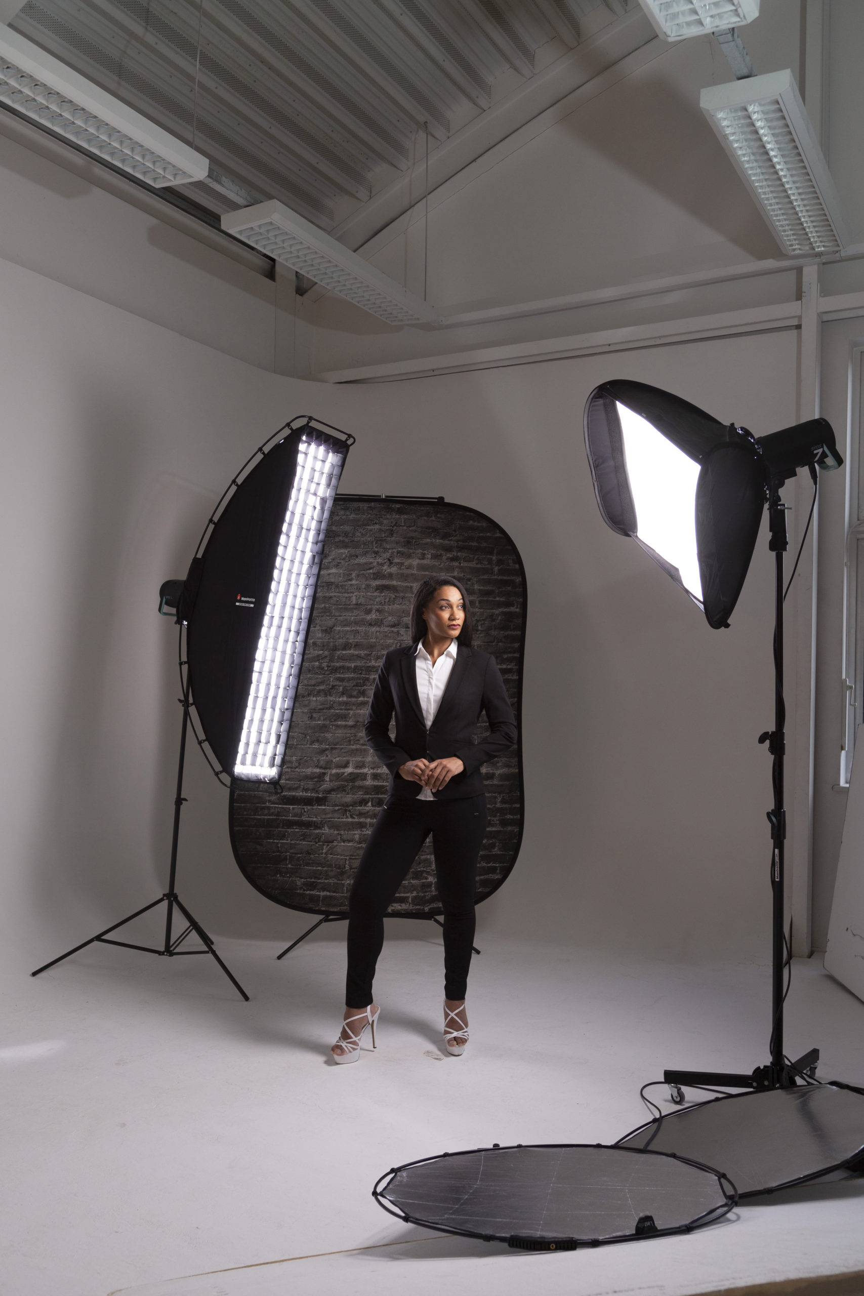 Urban Collapsible 1.5x2.1m Painted White/Industrl Grey Brick - Image 7