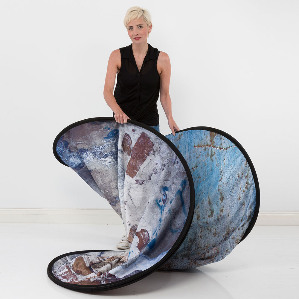 Urban Collapsible 1.5 x 2.1m Rusty Metal/Plaster Wall - Image 4