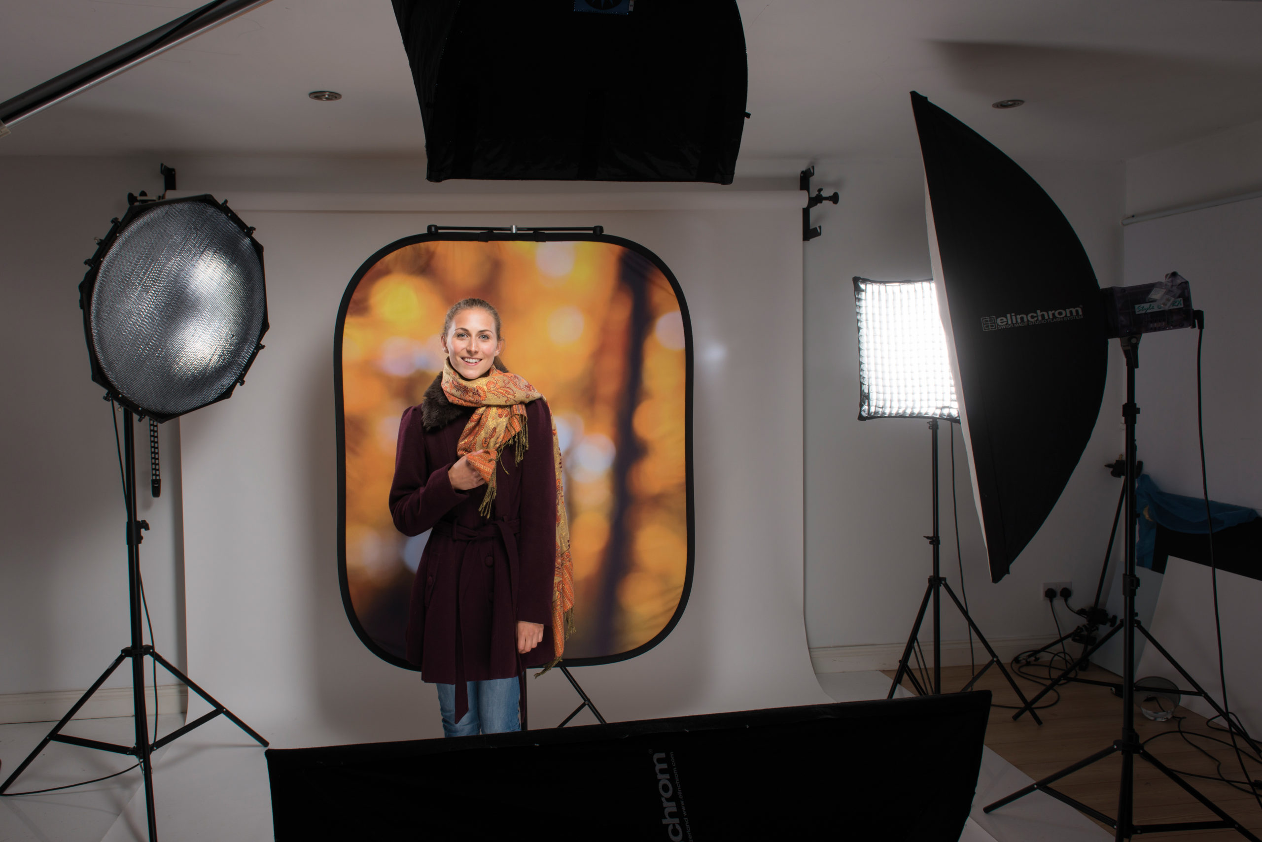 Out of Focus 1.2 x 1.5m Autumn Foliage/Seascape - Image 6