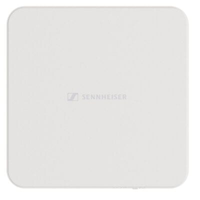 Active directional antenna (frequency range 470-694 MHz) for Evolution Wireless Digital microphone systems. Includes wallmount AWM antenna, wallmount adapter, drilling template, quick guide and safety guide.