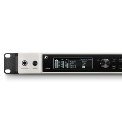 2-channel digital receiver, True-Bit-Diversity, LR mode, Dante, AES-3, active antenna splitter, AES 256, frequency: 470-714 MHz